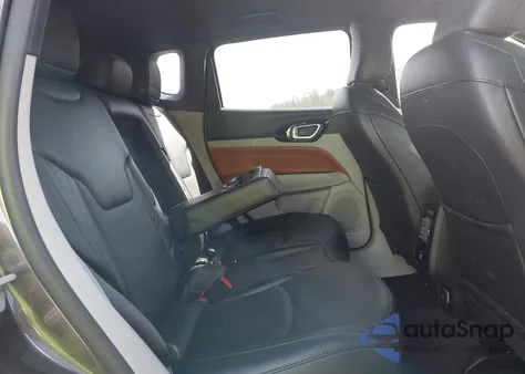 2023 Jeep Compass Limited 4X4 z USA, uszkodzony, nr VIN 3C4NJDCN2PT513782